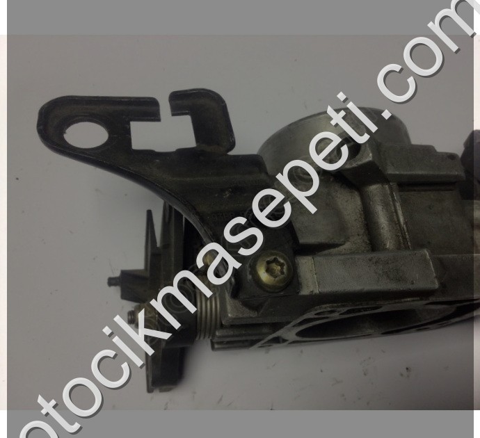 Ford Mondeo Mk1 Gaz Kelebeği Boğaz Kelebeği 93BB-9677-EE