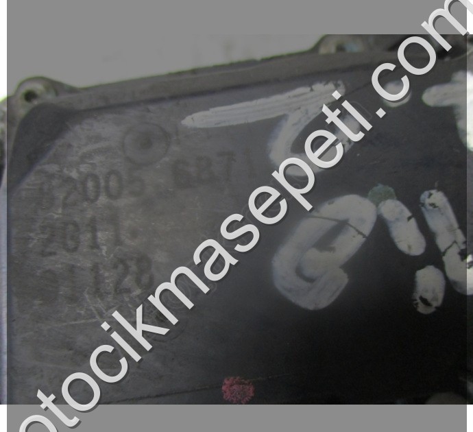 Renault Clio 1.2 Petrol Gaz Kelebeği 820056871