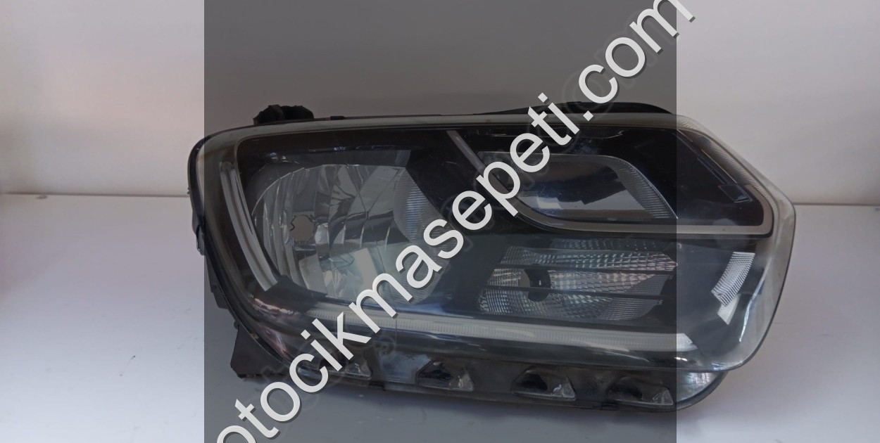 DACİA DUSTER ORJINAL ÇIKMA  SAĞ 2