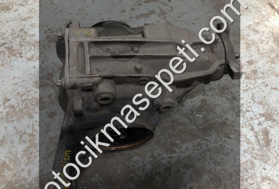 MERCEDES W213 E KASA ARKA DEFRANSİYEL 2.47  ORAN ORJINAL