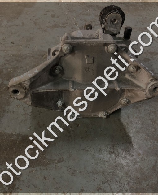 MERCEDES W205 C220 ARKA DEFRANSİYEL 3.11 ORAN ORJINAL