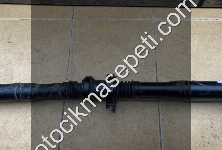 VW TOUAREG  3.0  ŞAFT 7P0521102K 2010/2018