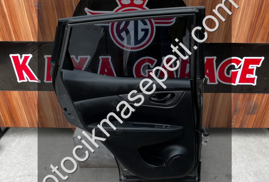 Nissan Qashqai J11 Sol Arka Kapı Full Dolu