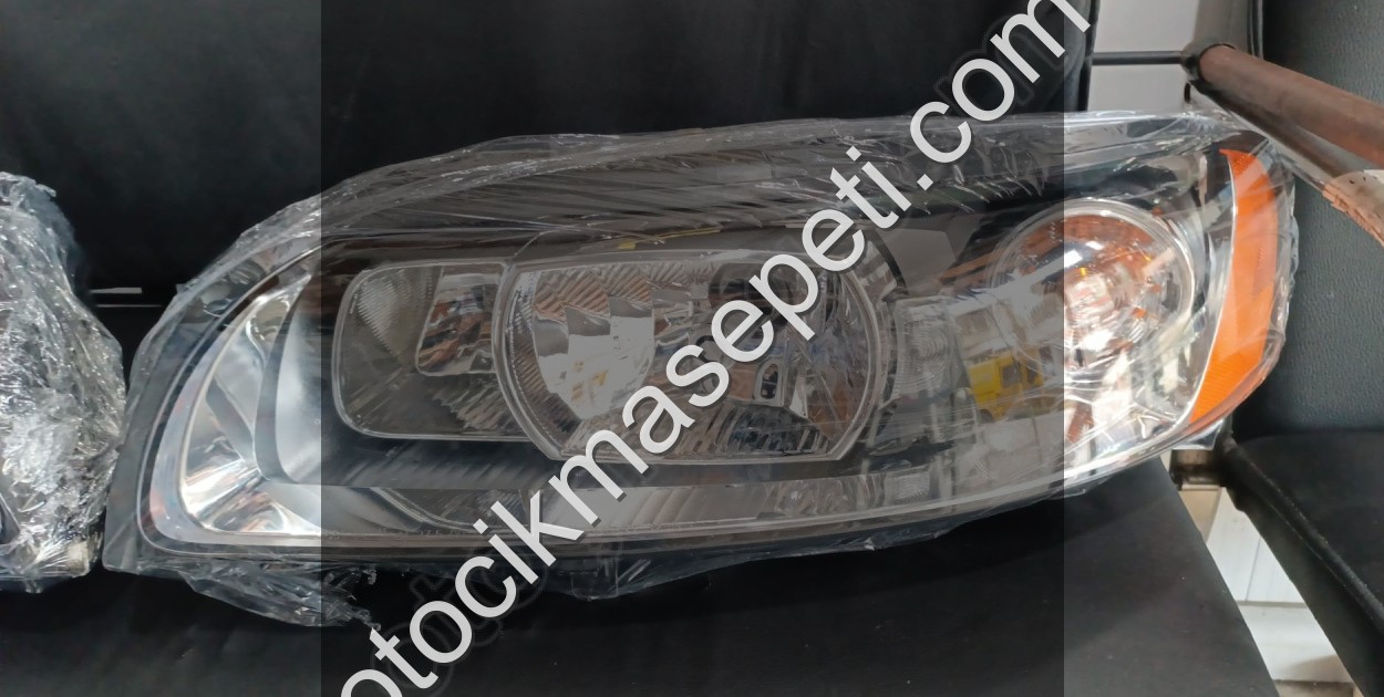 Volvo S60 2005-07 orjinal çikma zenon far sağ-sol