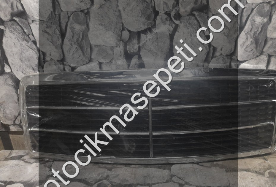 Mercedes C Serisi W202 Ön Panjur Sıfır İthal