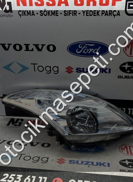 2011-2016 SUZUKİ SWİFT ORİJİNAL ÇIKMA SAĞ FAR - Suzuki Çıkma Parça