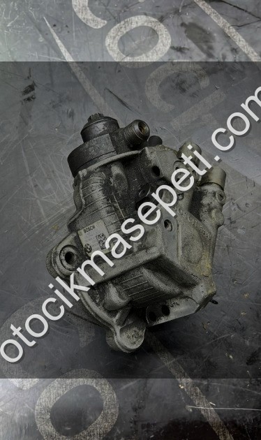 BMW E84 2.0 D MAZOT POMPASI VE BMW E84 TÜM ÇIKMA PARÇALAR