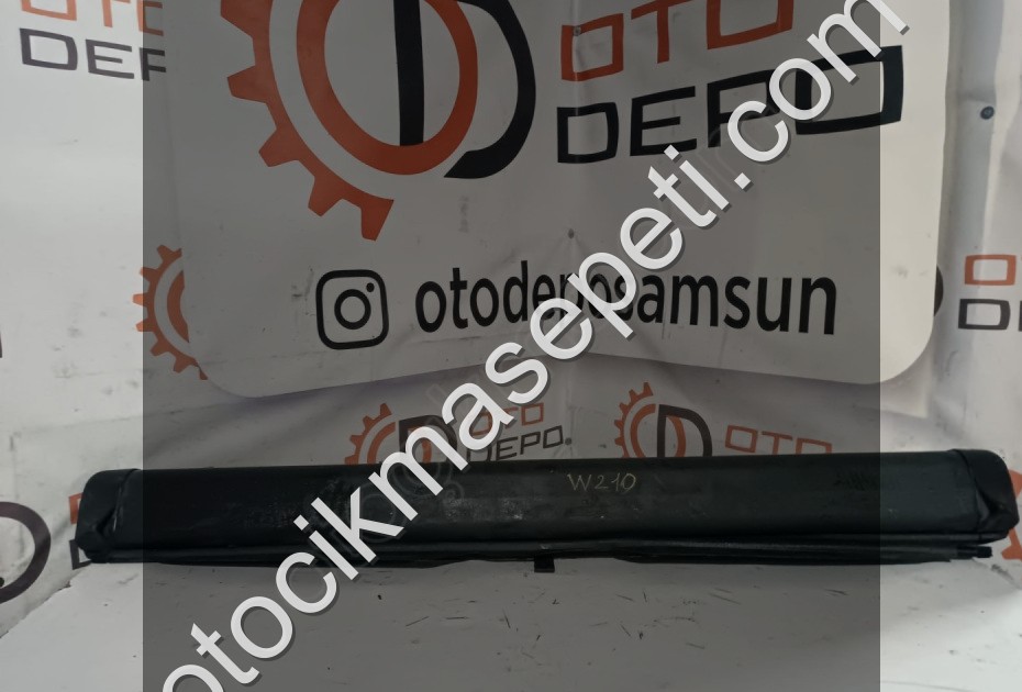 Mercedes - Benz E W210 Arka Stor Perde Bagaj Rafı Siyah