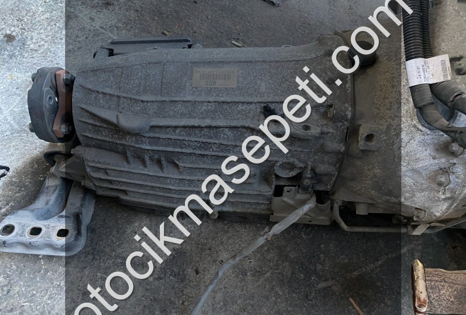 MERCEDES W205 BENZİNLİ KOMPLE ŞANZIMAN OTO FEDAİ
