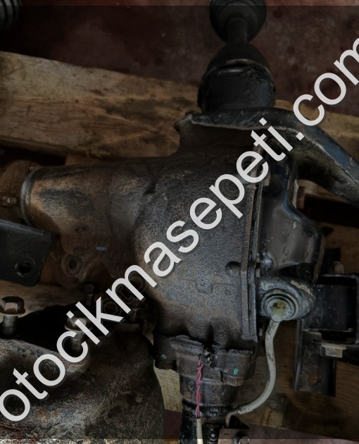 MİTSUBİSHİ L200 SUW EURO 6 4X4 MANUEL ÖN DEFRANSİYEL 13x48