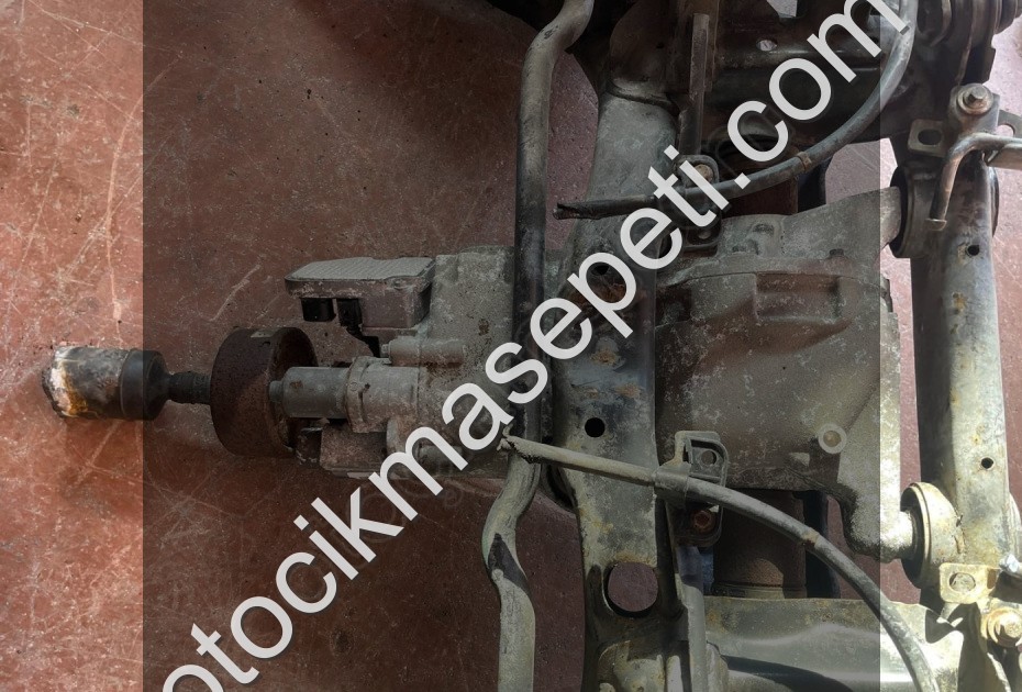 VOLVO XC90 D5 ARKA DEFRANSİYEL 2.4 DİZEL 2005-2010 P31325348