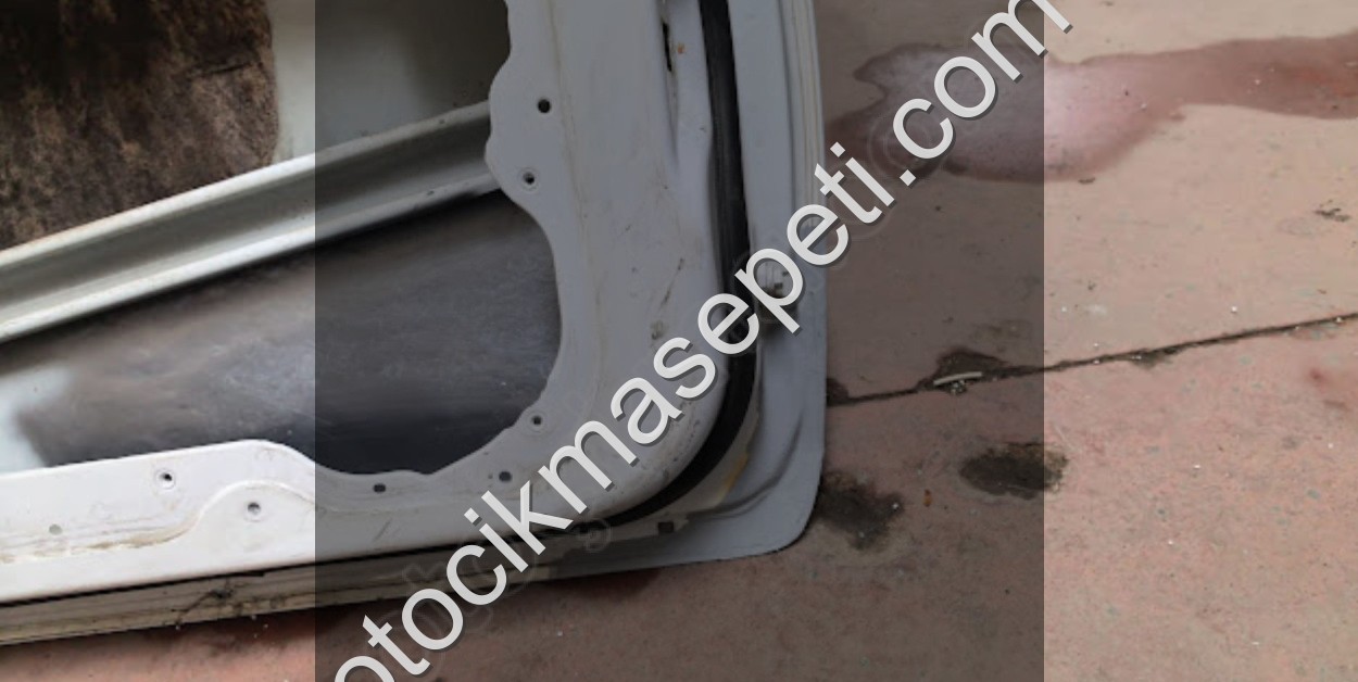 FORD FOCUS 2.5 SOL ÖN KAPI SEFALILAR OTO CIKMA