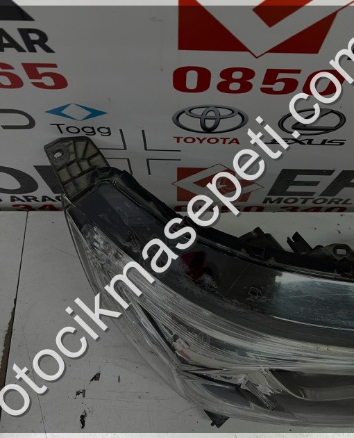 HONDA CRV SAĞ FAR ÇIKMA ORJİNAL YEDEK PARÇA