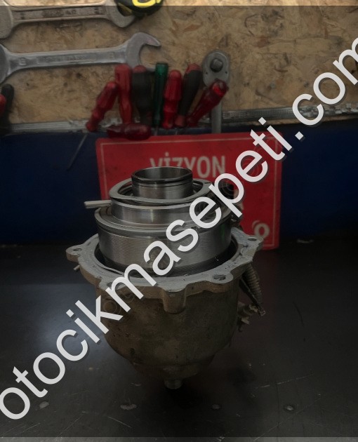 DACİA DUSTER ARKA DEFRANSİYEL MANYETİK