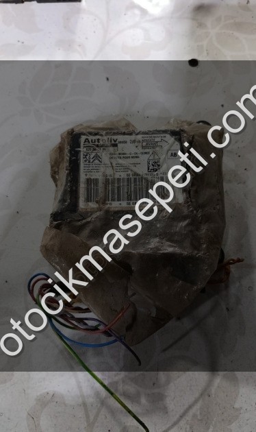 Pejo 301 airbag beyni