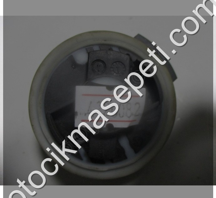 Volkswagen Golf Audi A3 Kapı Darbe Sensörü 5Q0959354