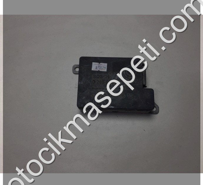 Mercedes Benz E W124 Airbag Kontrol Ünitesi 0038200610 0285001050