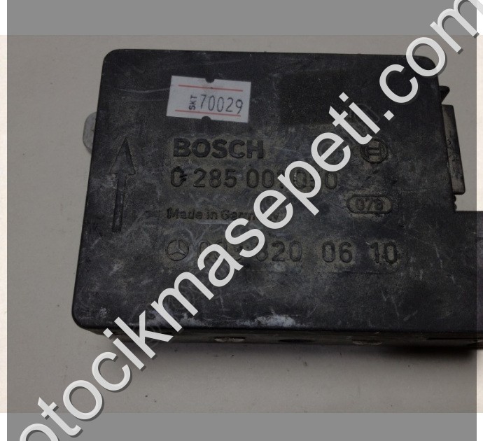 Mercedes Benz E W124 Airbag Kontrol Ünitesi 0038200610 0285001050