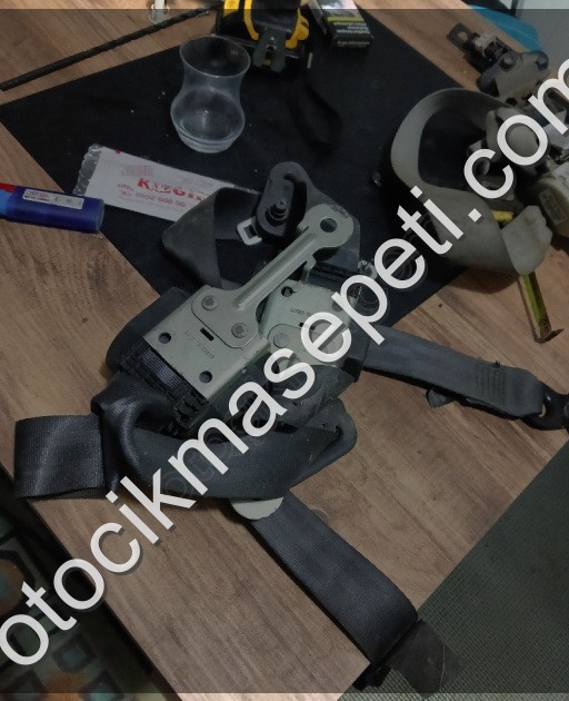 Renault symbol sol emniyet kemeri