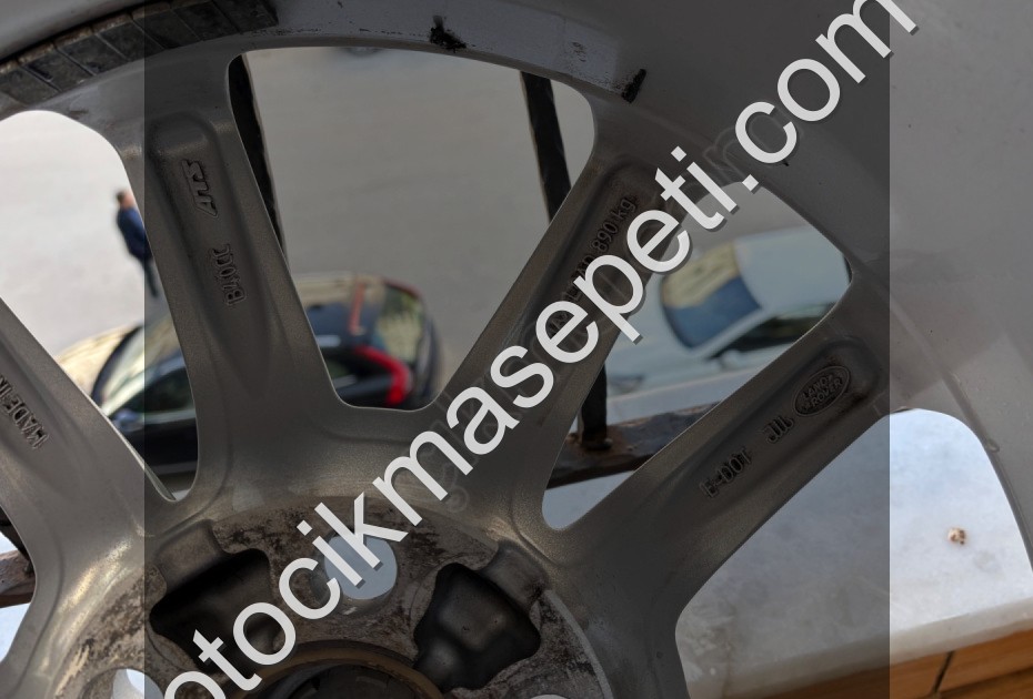 2020 19jant lastik takımı orjinal Land rover