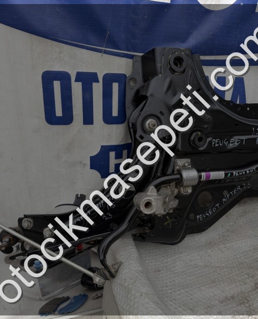 Peugeot Rifter 1.5 BlueHDİ Travers / Motor Beşiği ORJİNAL