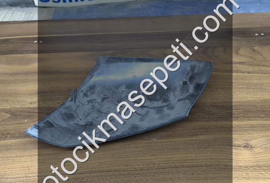 Fluence 2009-16 sag AYNA KAPAĞI