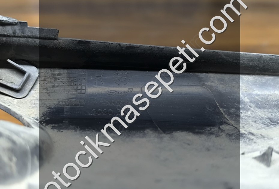 F30 SAĞ AYNA ALT KAPAK ORJİNAL 2020.3034