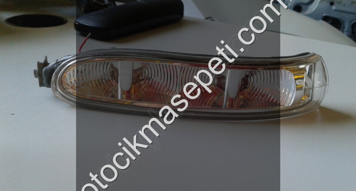 MERCEDES CLK W209 AYNA SINYALI LED SOL