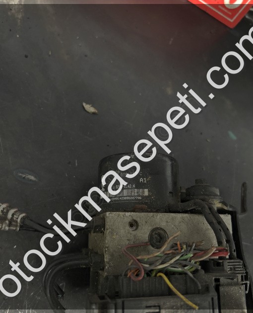 VW GOLF 4. BORA 1.6 ABS BEYNİ 1J0 907 379 G