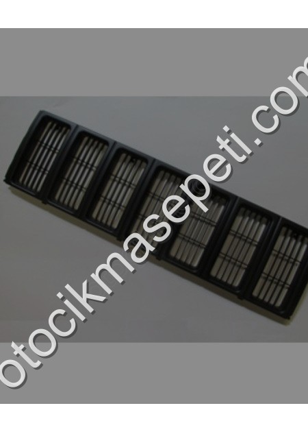 Jeep Cherokee Ön Panjur Siyah Oem 97 01 Boyanir Tip Serisi 5189 2 - Jeep Çıkma Parça