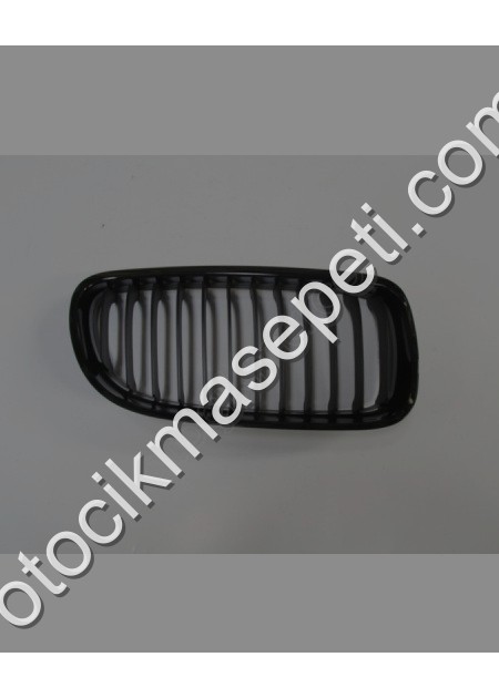 Bmw 3 Seri E90 Ön Panjur Sağ Siyah Tw 20092011 - BMW Çıkma Parça