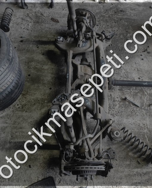 MERCEDES W213 ARKA DİNGİL OTO FEDAİ