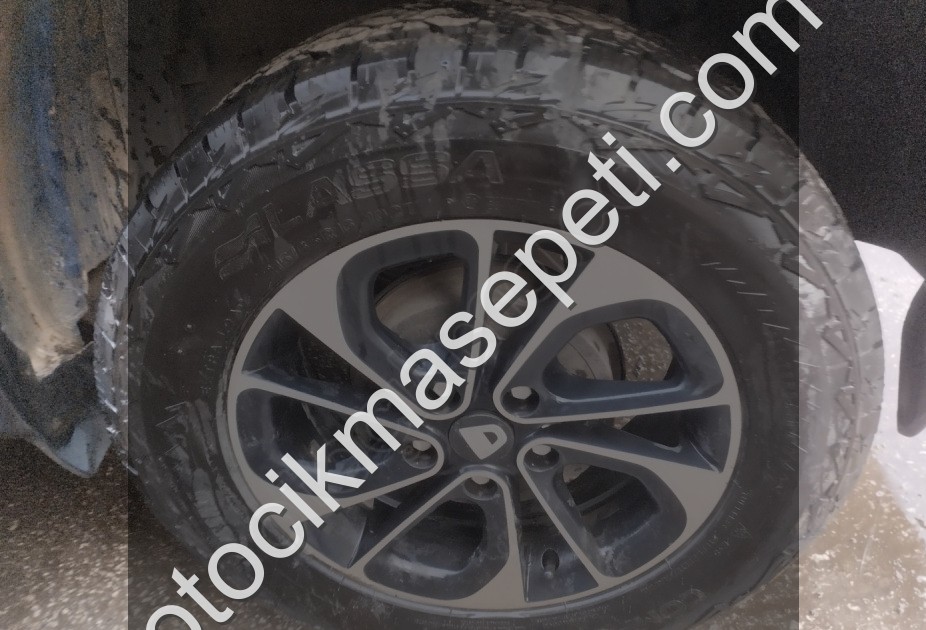 DACİA DUSTER ÇELİK JANT ÇIKMA ORJ 16İNÇ RENKAY KOCAELİ