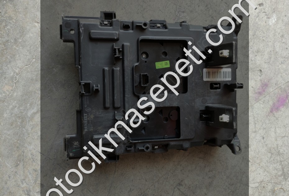 Renault Megane 4 Kanulufer düğmesi