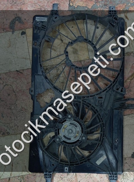 Renault Master 3 Fan Çerçevesi Fan Orijinal Çıkma