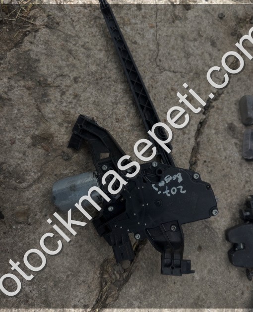 Peugeot 207 Bagaj Silecek Motoru Orjinal