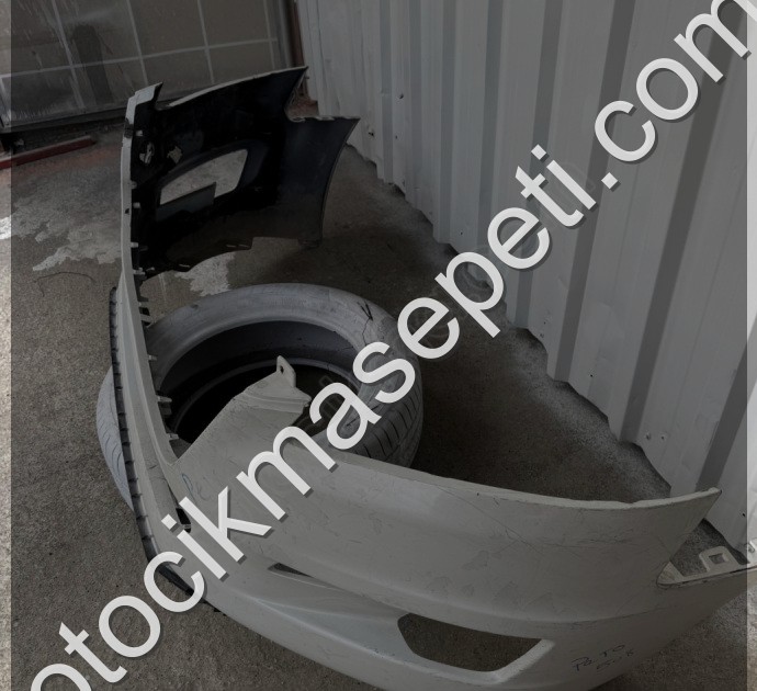 Peugeot 508 ön tampon çıkma orijinal