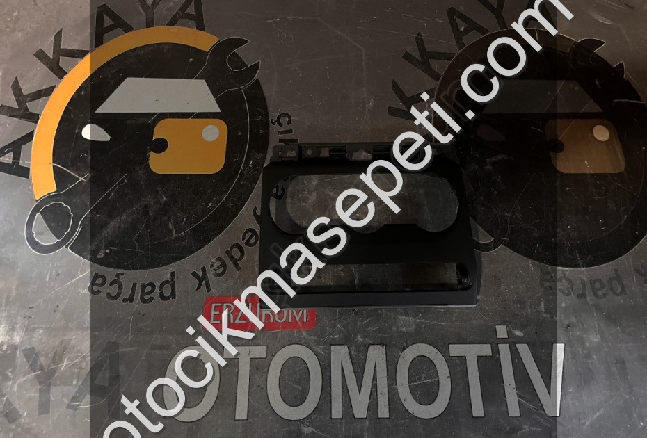 682609677R Clio 5 Klima Panel Çerçevesi Orjinal Çıkma