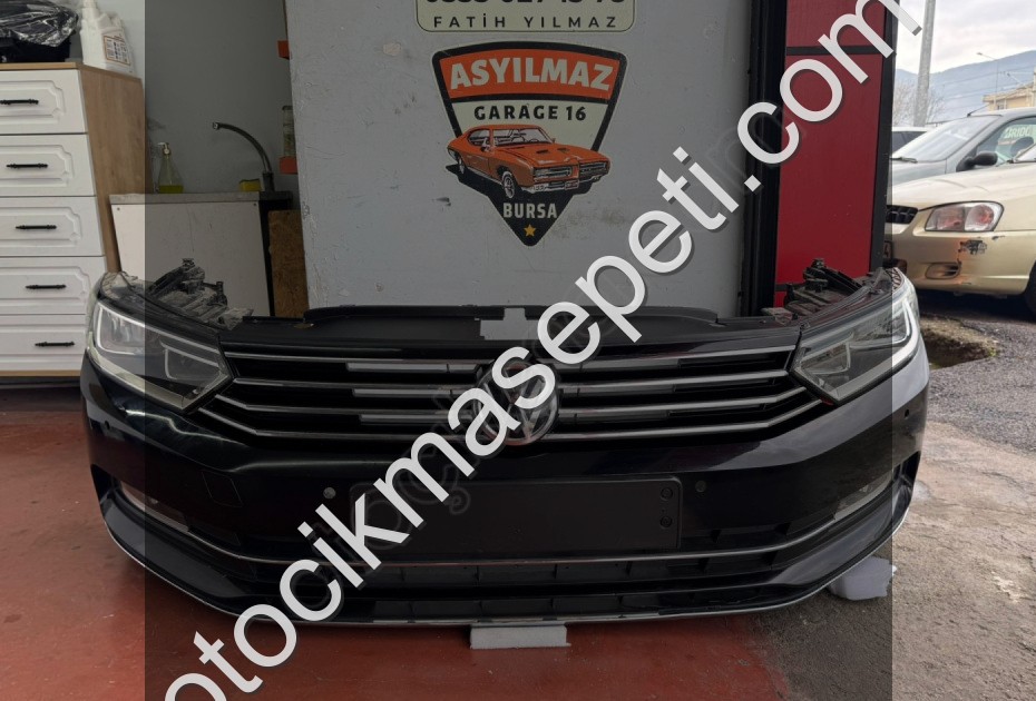 VW PASSAT B8 ÖN TAMPON FARLI DOLU SET ORJİNAL SİYAH