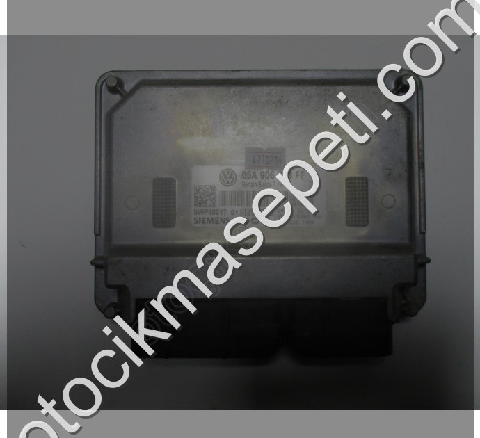 Seat Leon Motor Beyni 7.1A 06A906033FF 5WP4021701