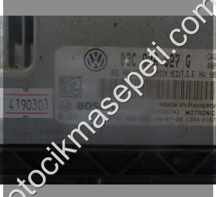 Volkswagen Golf Motor Beyni MED17.5.5 03C906027G 0261S04348