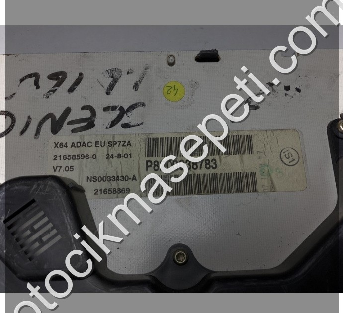 Renault Clio Scenic Kilometre Saati Gösterge Paneli P8200038783