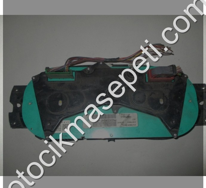 Renault Kango Kilometre Saati Gösterge Paneli P8200336247-F