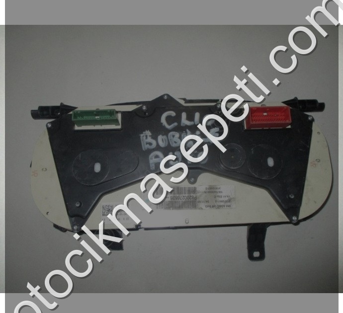 Renault Clio Benzinli Kilometre Saati Gösterge Paneli P8200276528