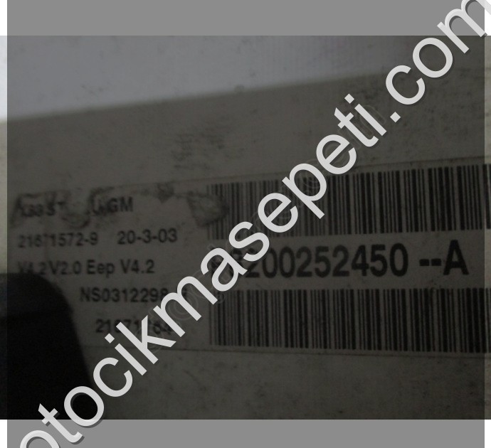 Renault Trafic Opel Kilometre Saati Gösterge Paneli P8200252450-A