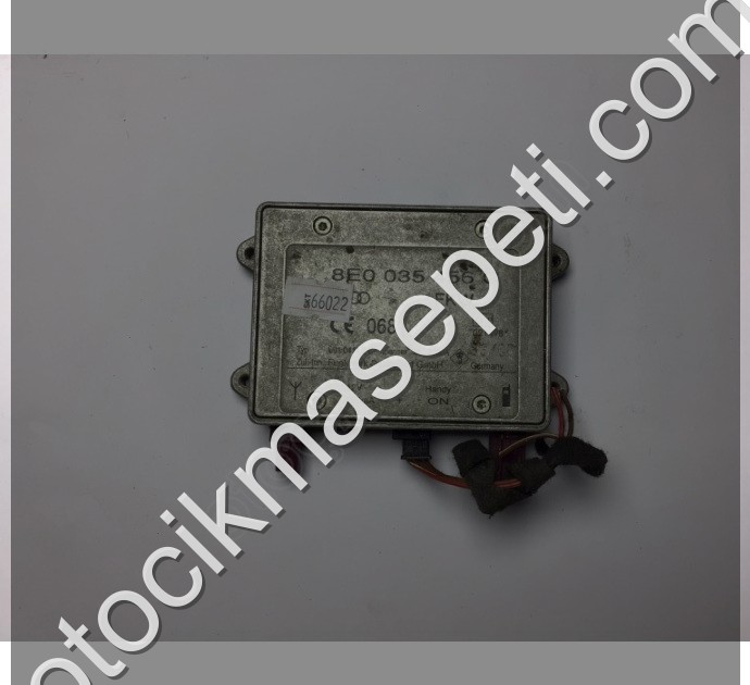 Audi A2 A3 A4 A6 A8 TT Telefon Amplifikatörü 8E0035456C
