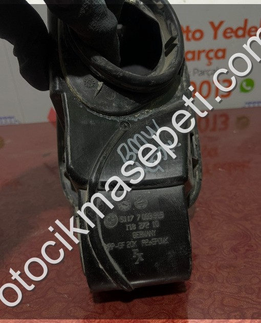 2002-2005 BMW 745L Yakıt Depo Kapağı E65/E66/E67 11827210