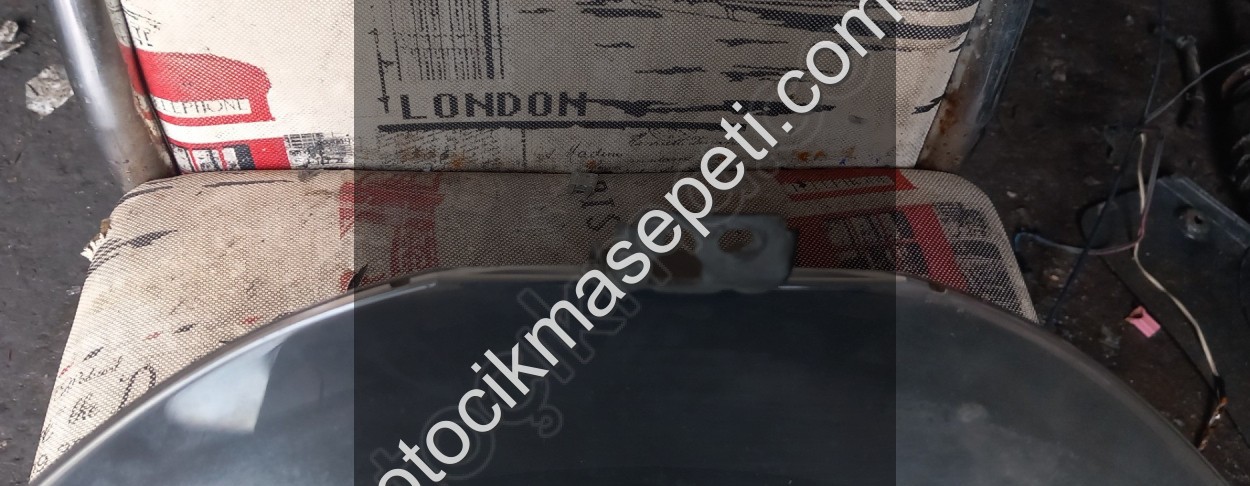 Mazda 323 familia kilometre saati