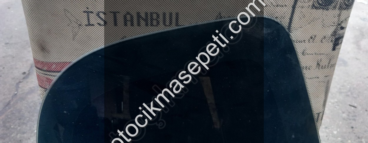 Honda jazz arka kelebek cam