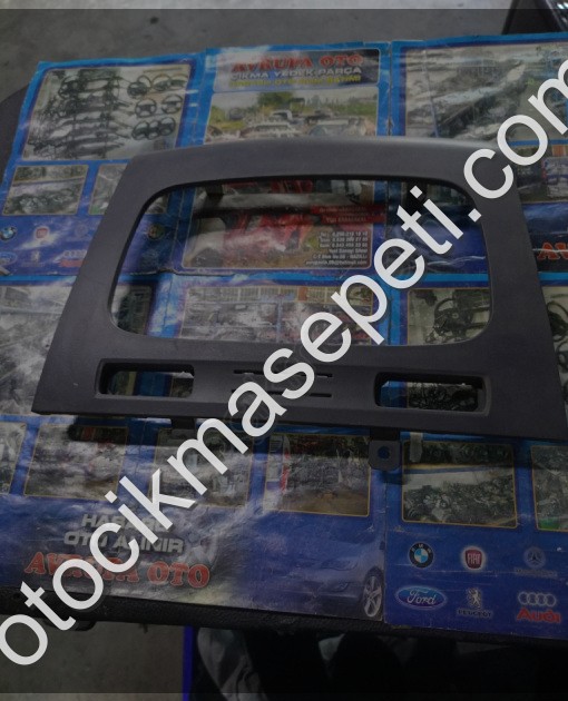 8T16-18835-ADD 6A7 Connect 08.12 model teyp çerçevesi  orijinal